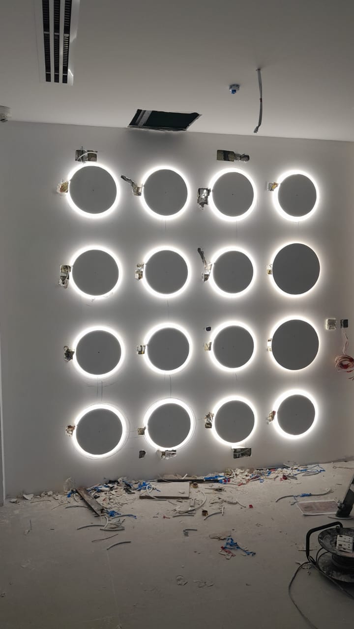 LUXVANT-Real Estate-project during by carefull craftsment (13)