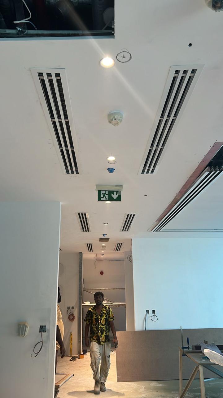LUXVANT-Real Estate-project during by carefull craftsment (8)